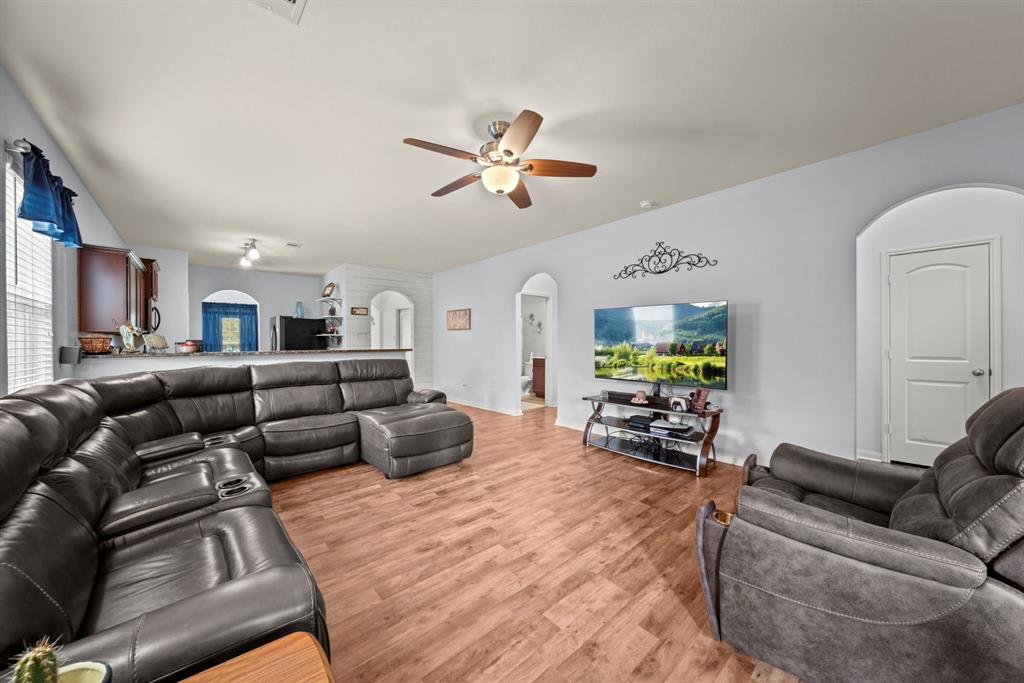 12035 Powderhorn Lane, Pinehurst, Texas image 10