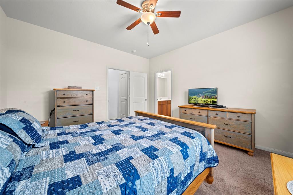 12035 Powderhorn Lane, Pinehurst, Texas image 12