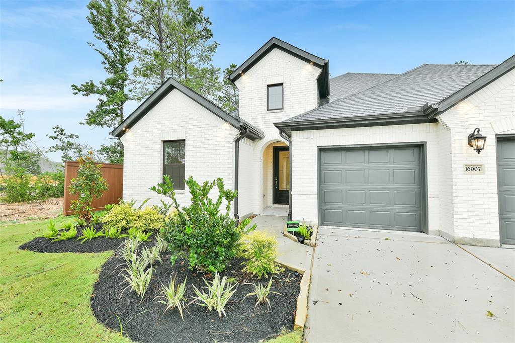 16007 Mahogany Mist Drive