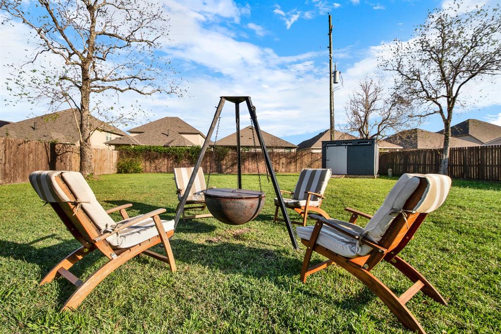 11227 S Country Club Green Drive, Tomball, Texas image 30