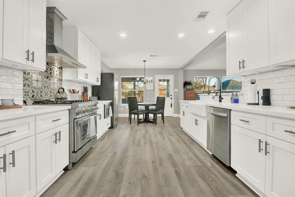 11227 S Country Club Green Drive, Tomball, Texas image 21