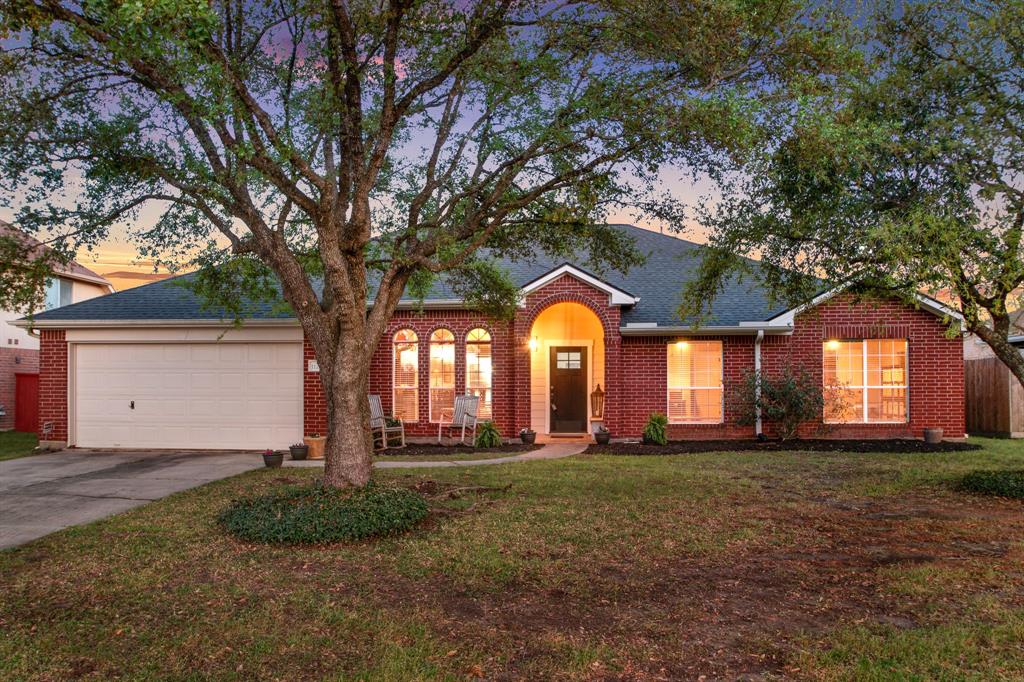 11227 S Country Club Green Drive, Tomball, Texas image 32