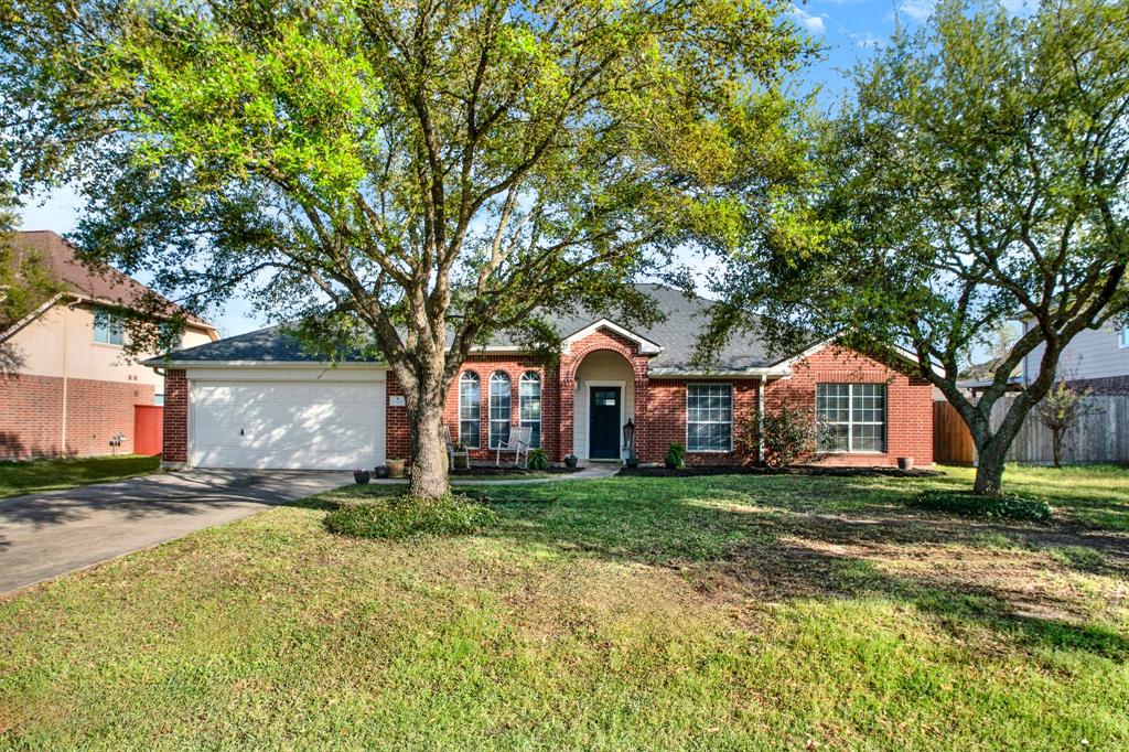 11227 S Country Club Green Drive, Tomball, Texas image 33