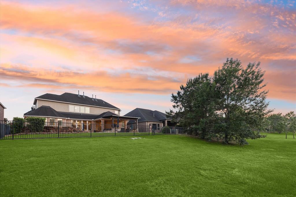 27818 Burnett Hills Lane, Fulshear, Texas image 39