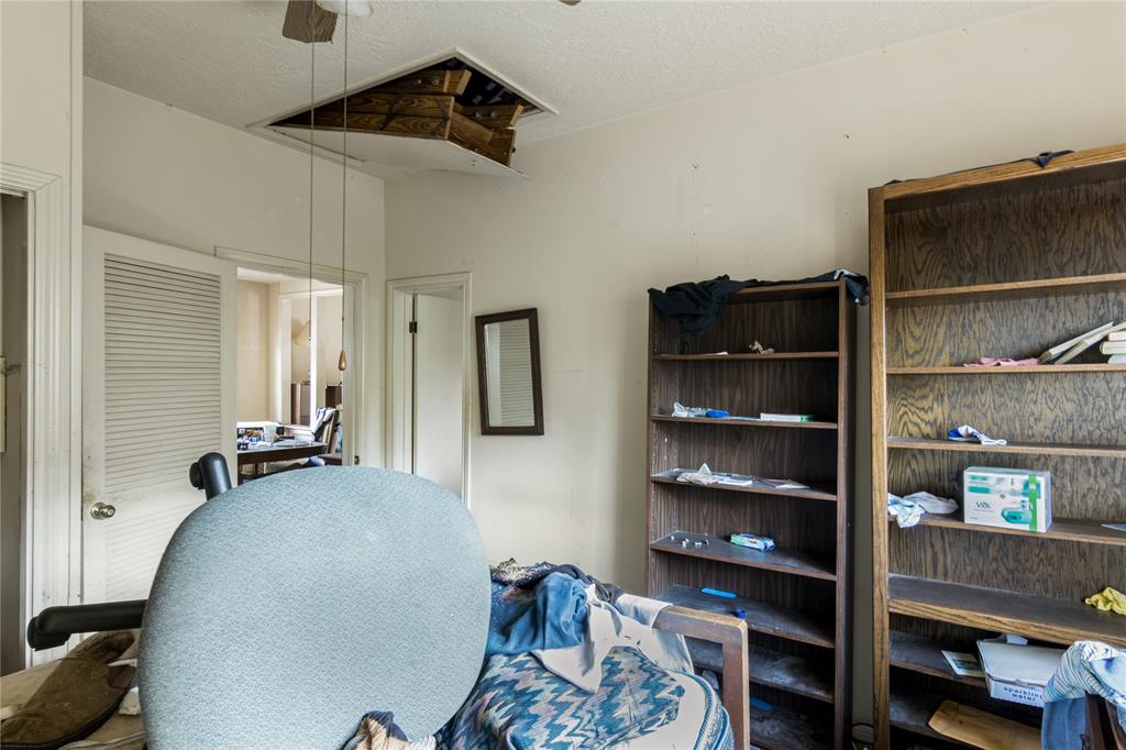 2011 Singleton Street, Houston, Texas image 15