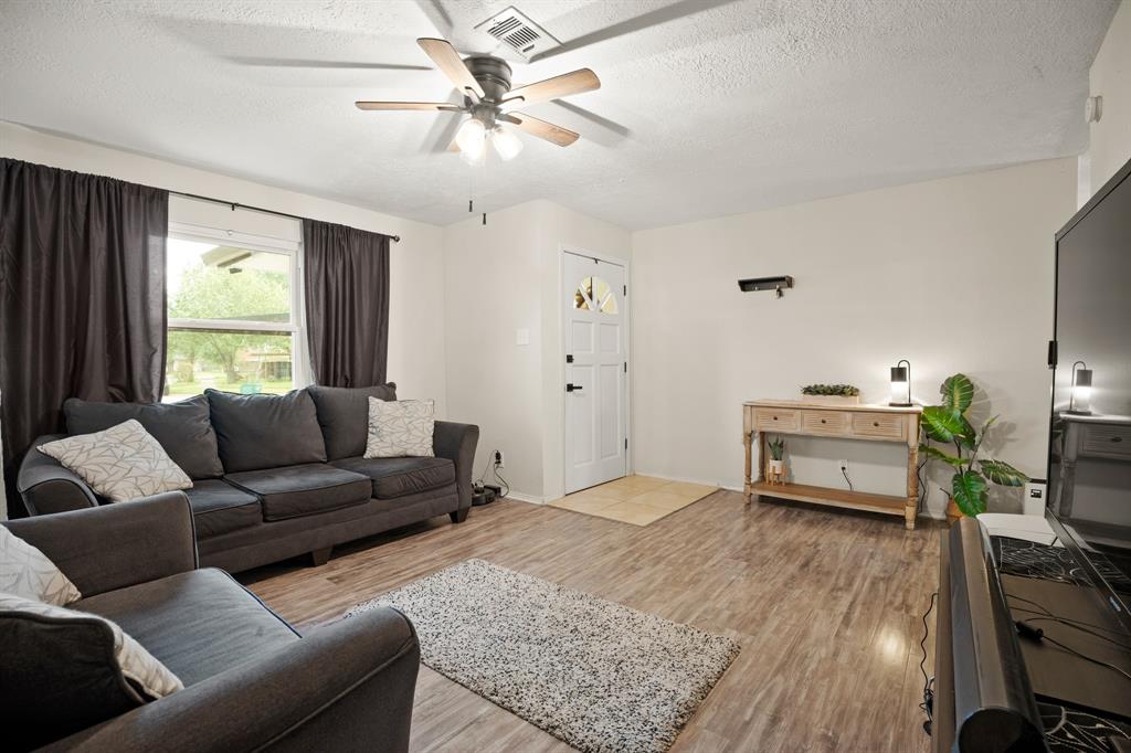 702 Wynd Avenue, Pasadena, Texas image 6