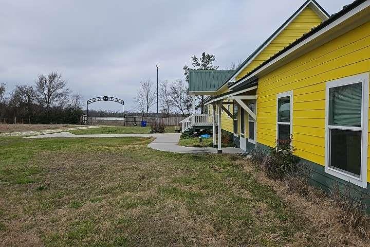 2 Birdwell Road, Bedias, Texas image 3