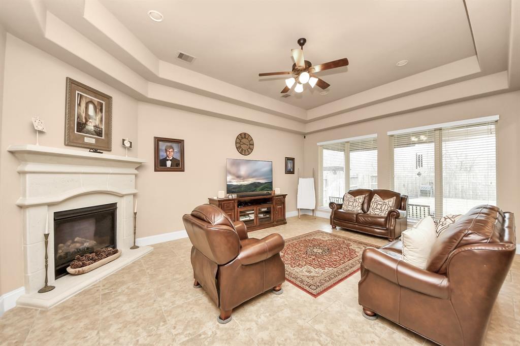 12502 Floral Park Lane, Pearland, Texas image 7