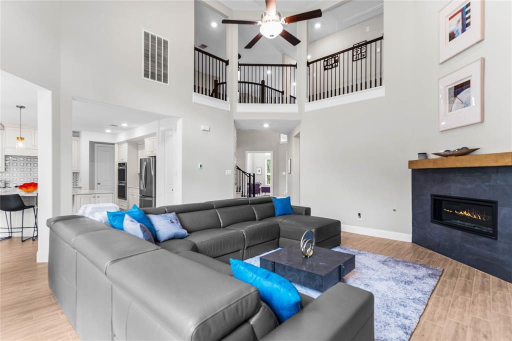6815 Bernalillo Way, Spring, Texas image 19