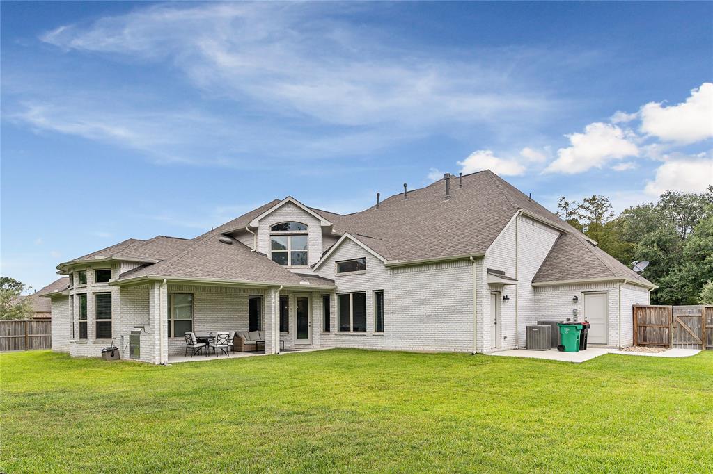 6815 Bernalillo Way, Spring, Texas image 5