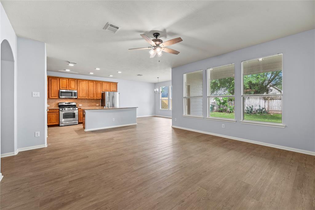 20538 Granger Bluff Blf, Cypress, Texas image 18