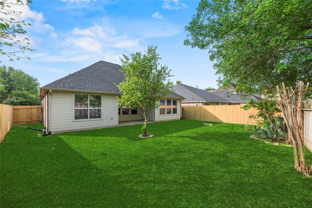 20538 Granger Bluff Blf, Cypress, Texas image 2