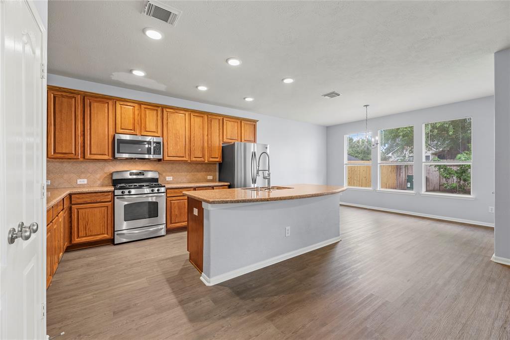 20538 Granger Bluff Blf, Cypress, Texas image 19