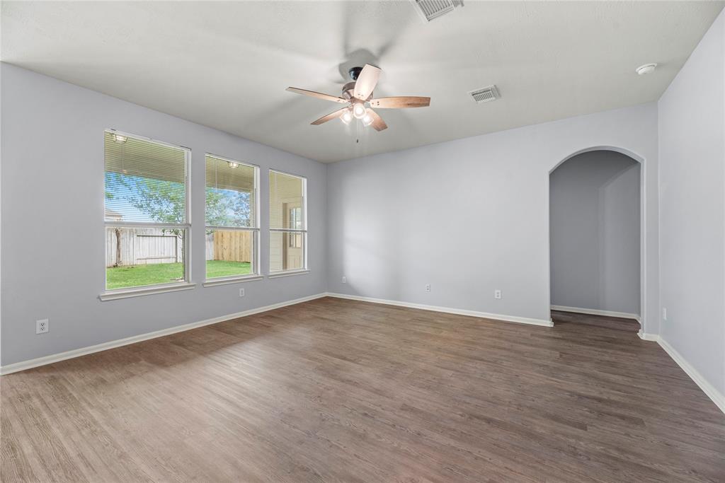 20538 Granger Bluff Blf, Cypress, Texas image 17