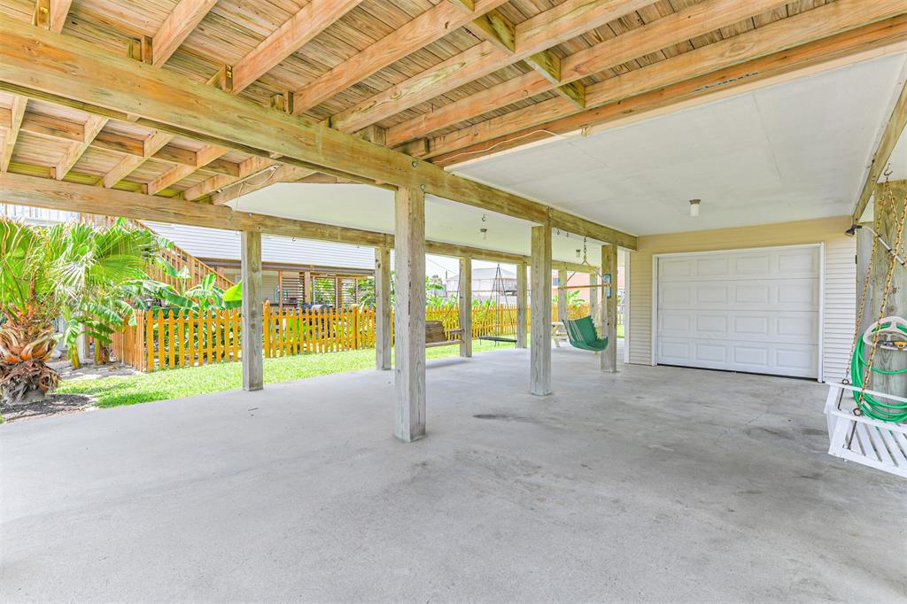 4030 Fort Bend Drive, Galveston, Texas image 8