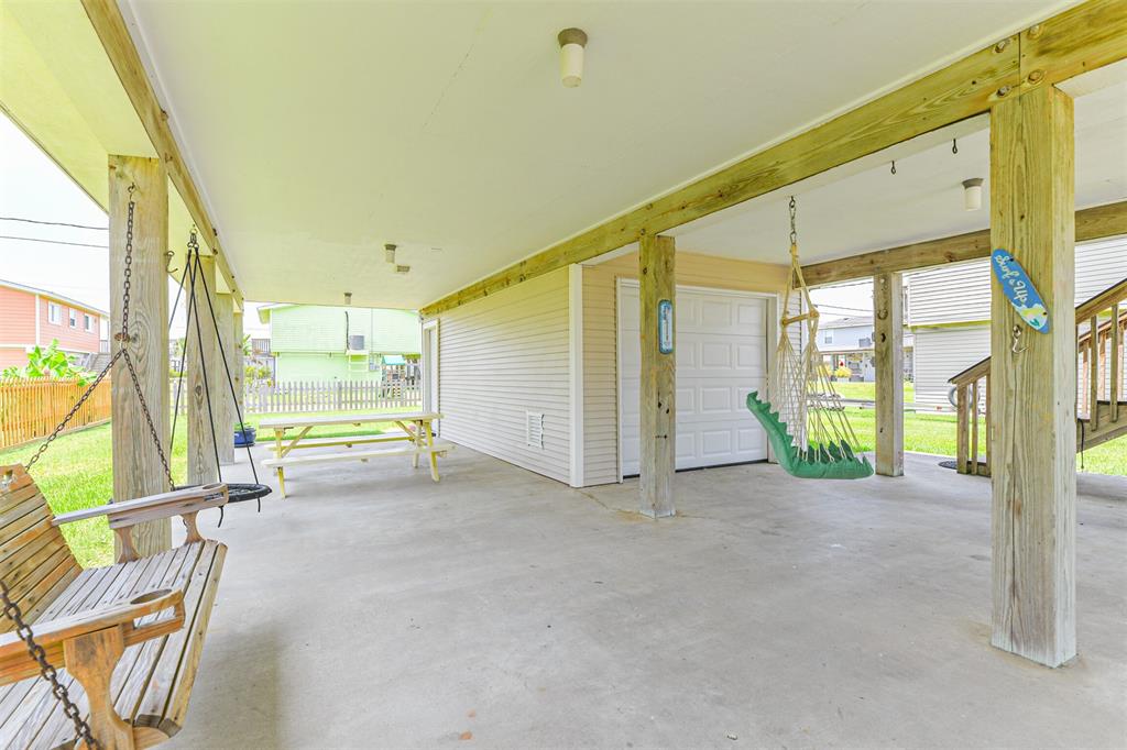 4030 Fort Bend Drive, Galveston, Texas image 9