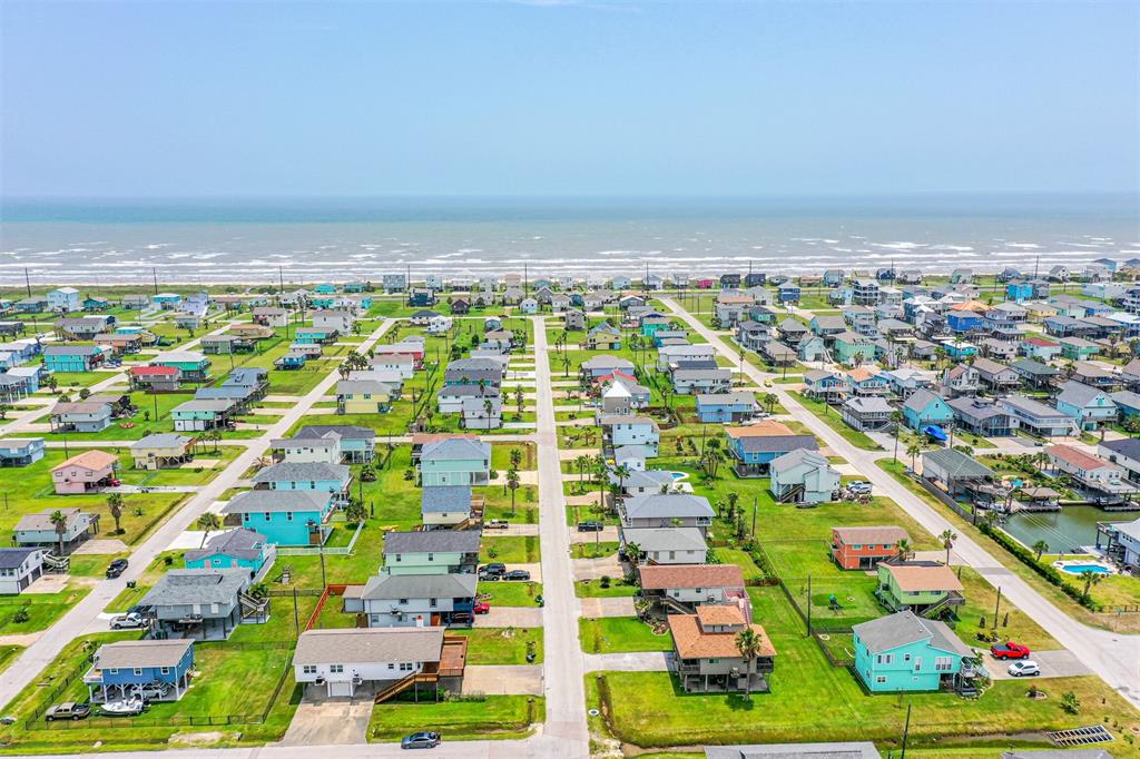 4030 Fort Bend Drive, Galveston, Texas image 4