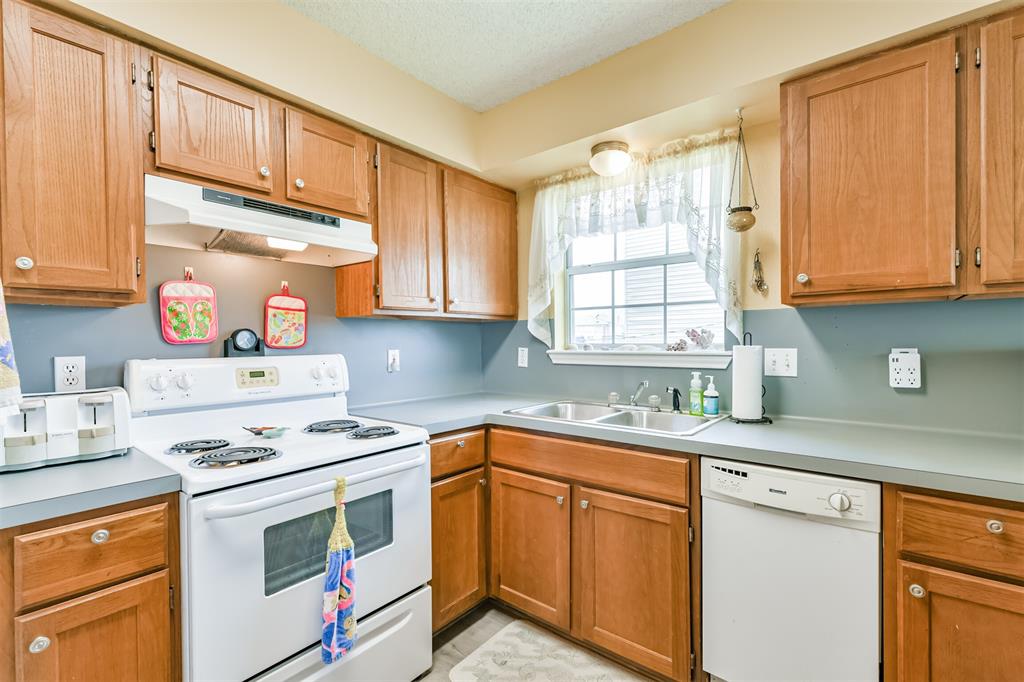 4030 Fort Bend Drive, Galveston, Texas image 26