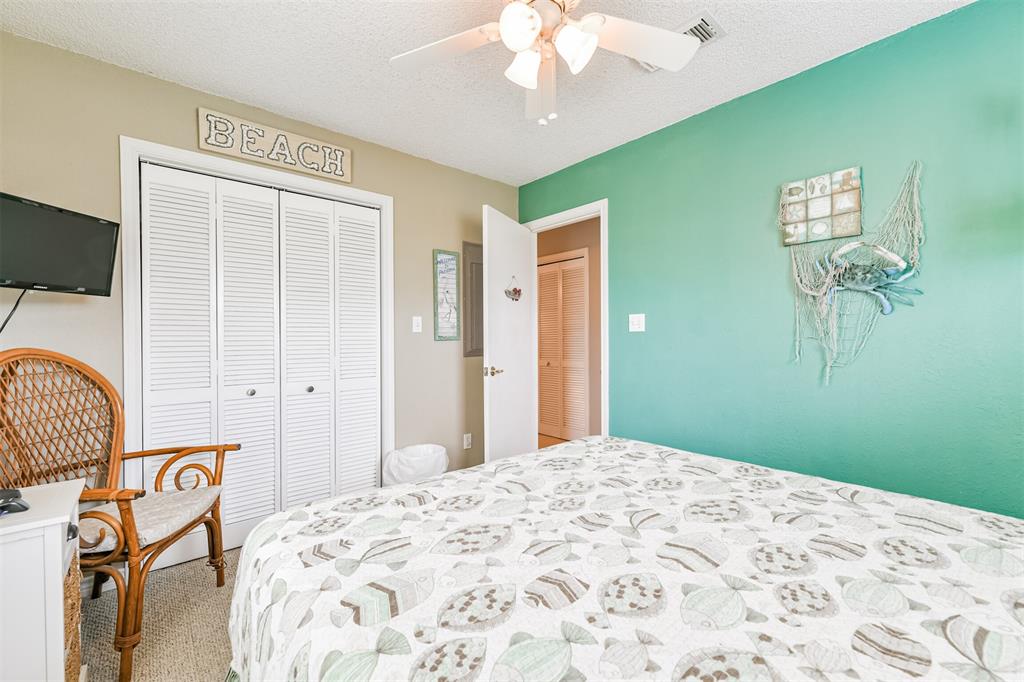 4030 Fort Bend Drive, Galveston, Texas image 33