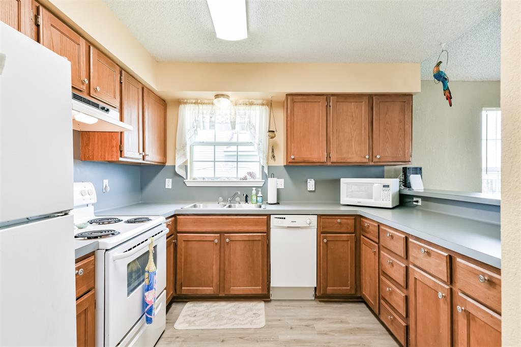4030 Fort Bend Drive, Galveston, Texas image 25