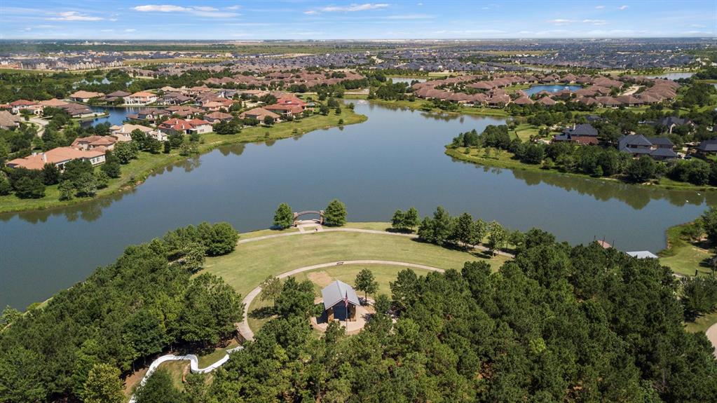 6215 Holly Oaks Court, Fulshear, Texas image 36
