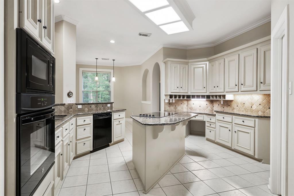 117 Lake View Circle