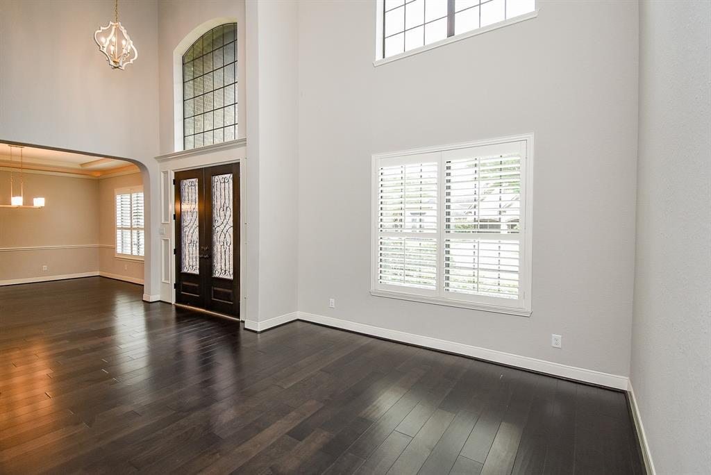 5506 Lockwood Bend Lane, Sugar Land, Texas image 6