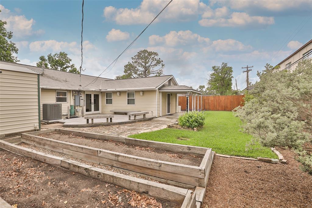 2427 Willowby Drive, Houston, Texas image 29