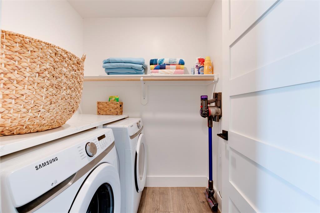 Freeport, Texas 77541, United States, 4 Bedrooms Bedrooms, ,5 BathroomsBathrooms,Residential,Active,39280