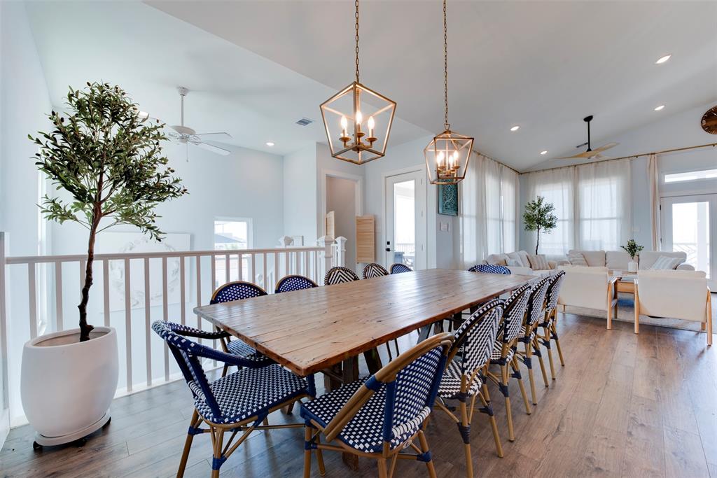 Freeport, Texas 77541, United States, 4 Bedrooms Bedrooms, ,5 BathroomsBathrooms,Residential,Active,39280