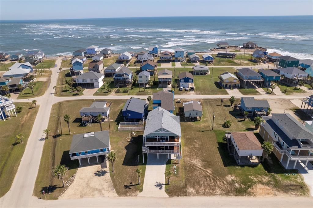 Freeport, Texas 77541, United States, 4 Bedrooms Bedrooms, ,5 BathroomsBathrooms,Residential,Active,39280