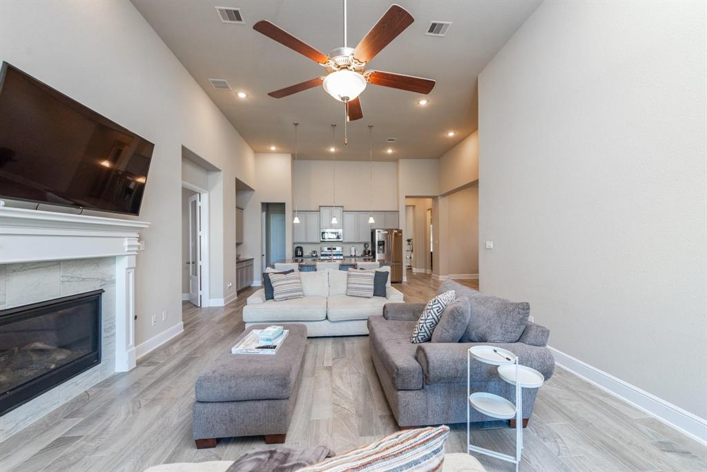8518 Catlina Manor Lane