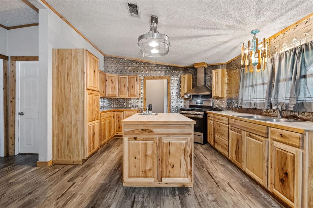 164 Deer Trail, Trinity, Texas image 8