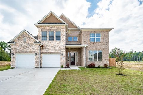Single Family Residence in Cleveland TX 40241 Spyglass Hill Drive.jpg