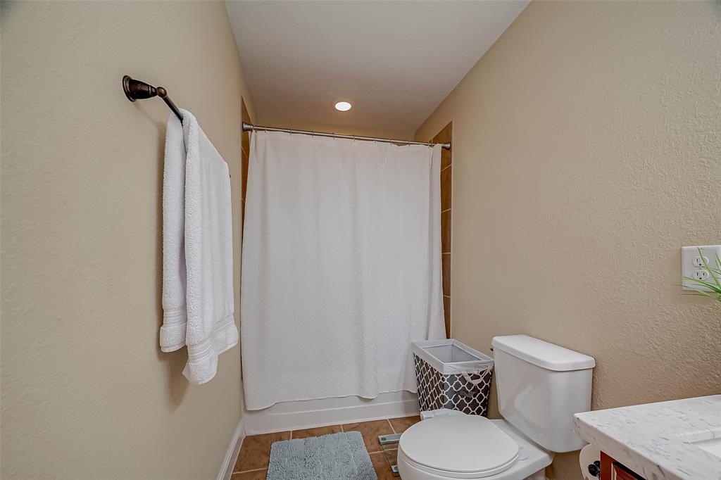 Houston, Texas 77084, United States, 3 Bedrooms Bedrooms, ,3 BathroomsBathrooms,Residential,Pending,45305