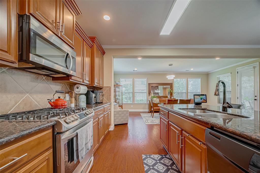 Houston, Texas 77084, United States, 3 Bedrooms Bedrooms, ,3 BathroomsBathrooms,Residential,Pending,45305