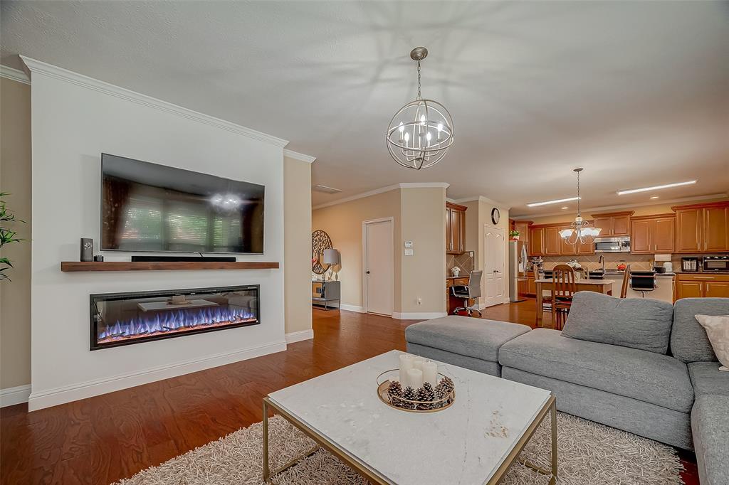 Houston, Texas 77084, United States, 3 Bedrooms Bedrooms, ,3 BathroomsBathrooms,Residential,Pending,45305