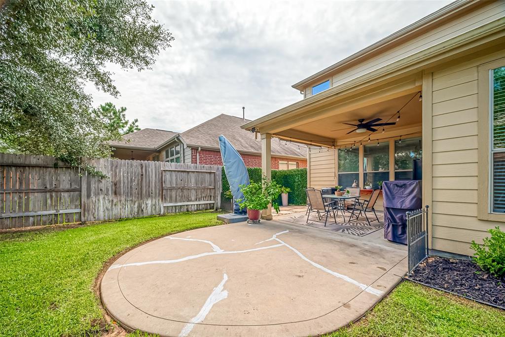 Houston, Texas 77084, United States, 3 Bedrooms Bedrooms, ,3 BathroomsBathrooms,Residential,Pending,45305