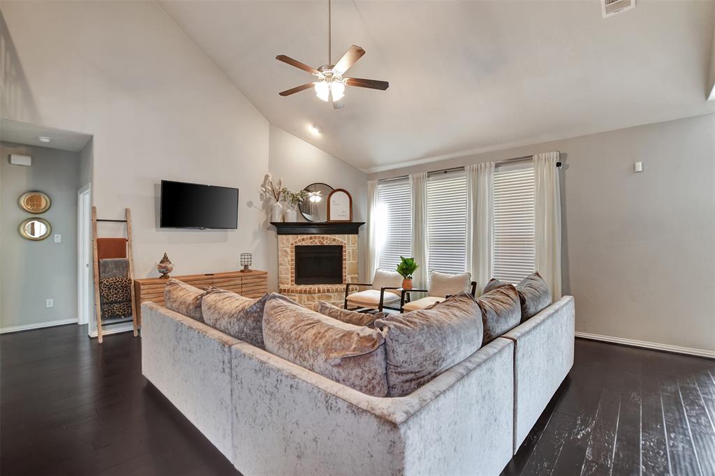 3406 Cassini Drive, Iowa Colony, Texas image 13