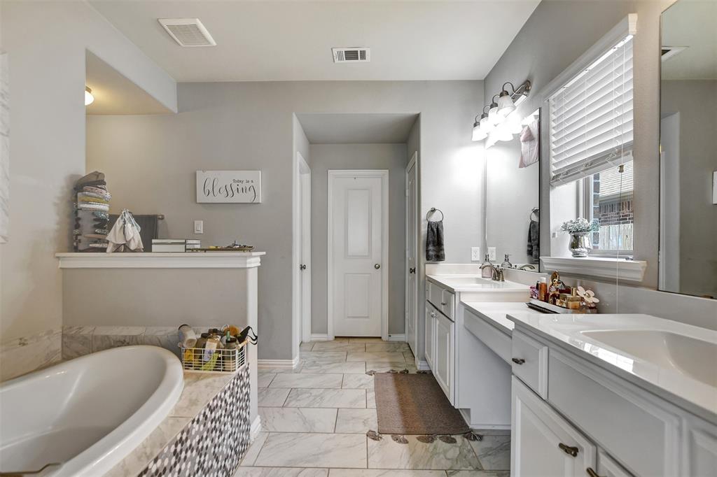 3406 Cassini Drive, Iowa Colony, Texas image 28