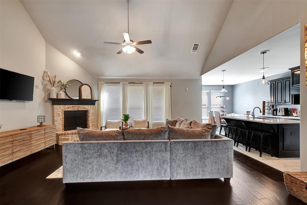 3406 Cassini Drive, Iowa Colony, Texas image 12