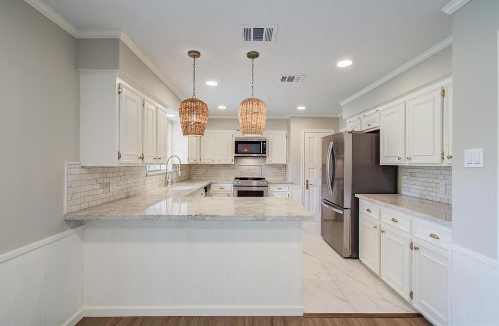 11022 Riverview Drive Dr, Houston, Texas image 17