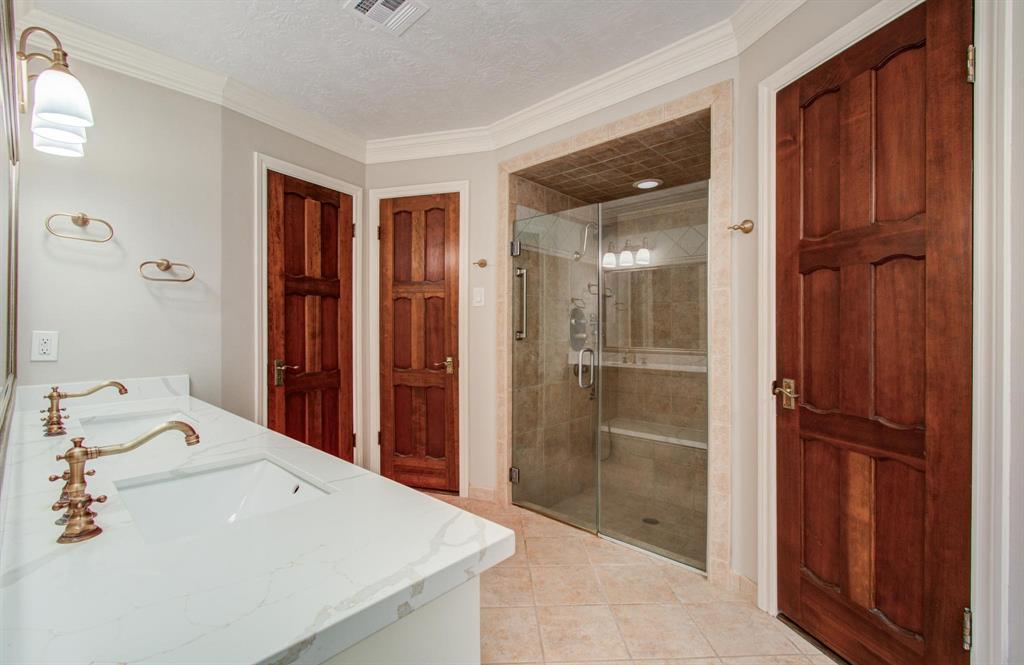 11022 Riverview Drive Dr, Houston, Texas image 23