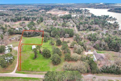 Lot 3 Paradise Point Willis TX 77318
