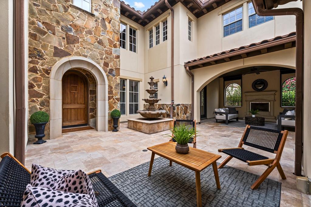 26 N Player Manor Circle