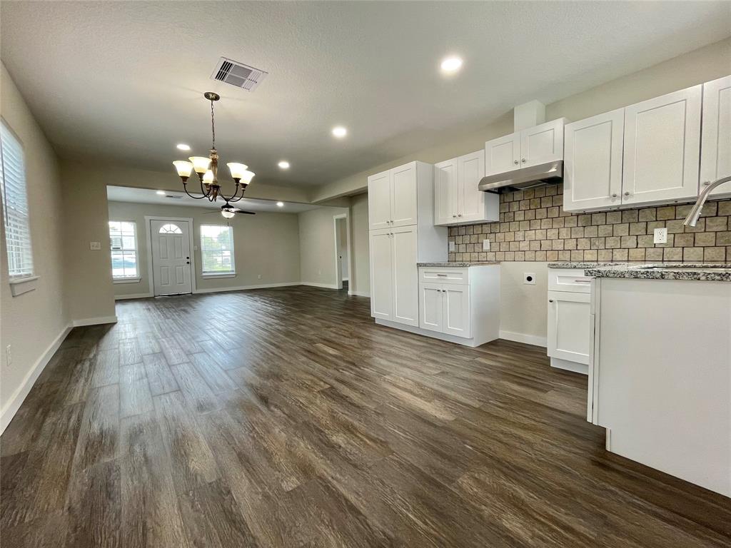 527 W 4th Street, Freeport, Texas image 12