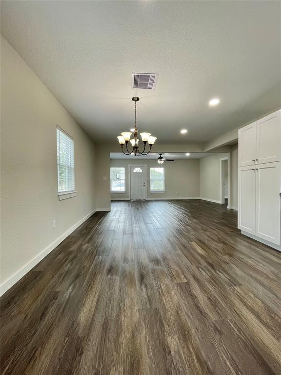 527 W 4th Street, Freeport, Texas image 9