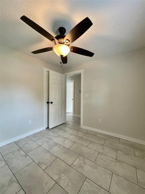 527 W 4th Street, Freeport, Texas image 29
