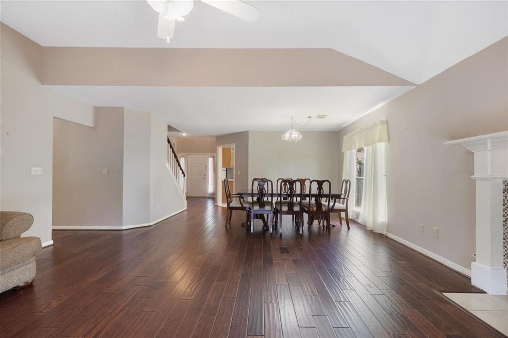 4014 Ivywood Drive, Pearland, Texas image 5