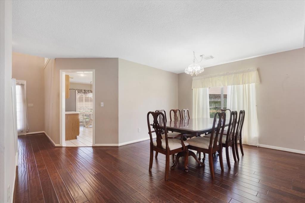4014 Ivywood Drive, Pearland, Texas image 4